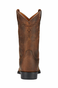 Ariat Roper achter