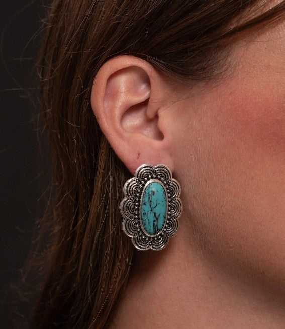 West & Co. Turquoise Flower Post Oorbellen