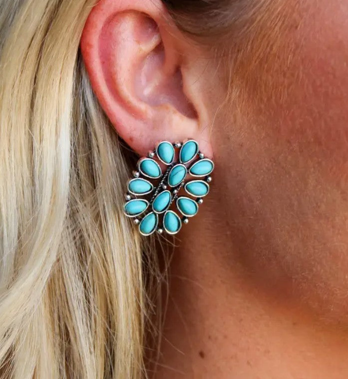 West & Co. Turquoise Cluster Oval Oorbellen – Zilverkleurig