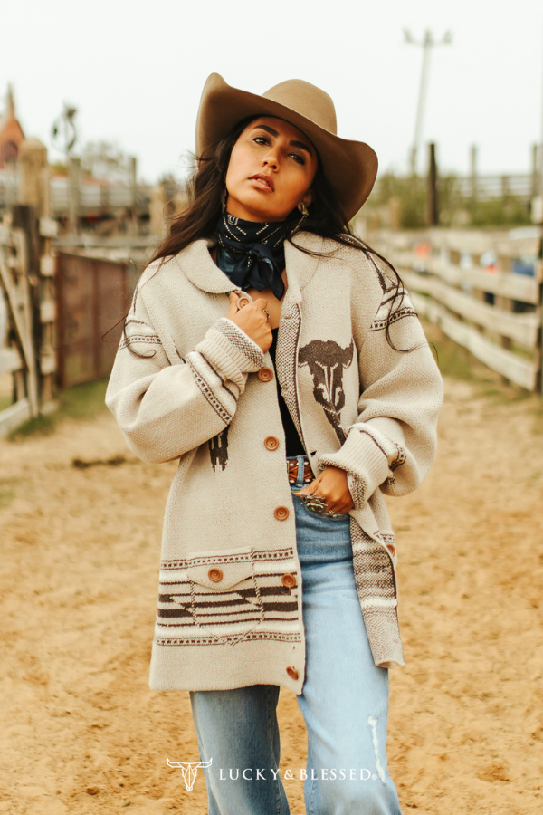 Rodeo Bronc & Longhorn Knit Vest – Cream