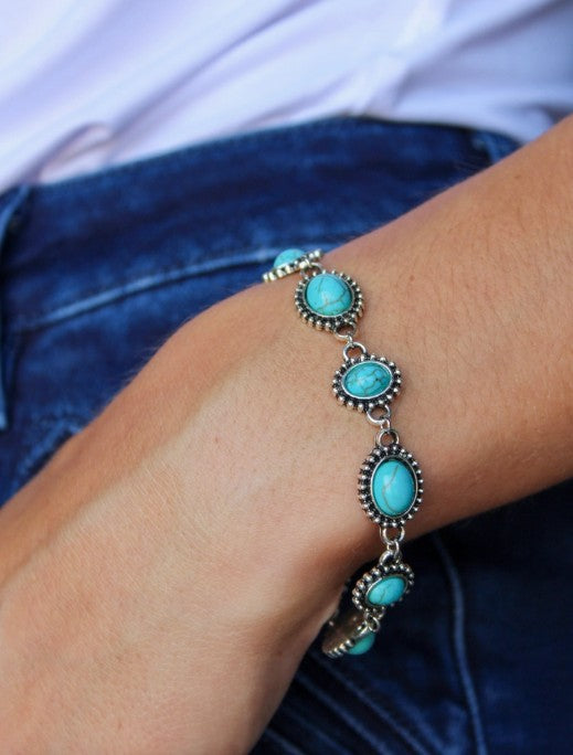 West & Co. Oval Turquoise Link Armband