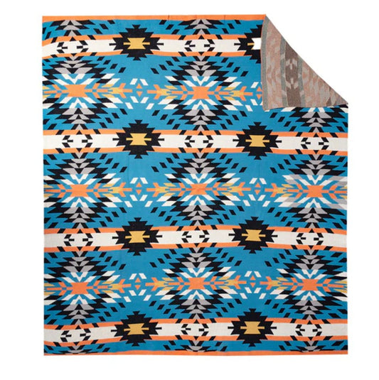 Takinana Ridge Throw